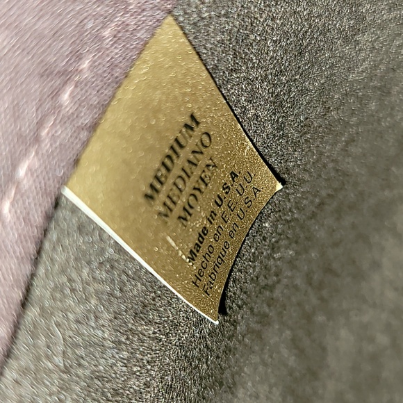 Vintage. Made in USA. The Scala Collection. 💯 % wool. Women's size Medium - Picture 11 of 12